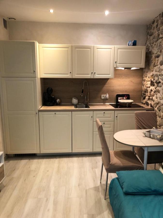 Vieil Antibes, Ravissant 2P Avec Petite Terrasse Apartment Luaran gambar