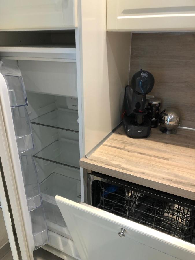 Vieil Antibes, Ravissant 2P Avec Petite Terrasse Apartment Luaran gambar